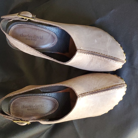 Charles David Picchio Platform Heels Leather, Size 8 - Picture 2 of 4